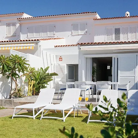 Casa vacanze Bright Oceanfront Bungalow, Views, Garden, Coastal